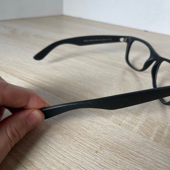 Ray-Ban RB2132 New Wayfarer 622 Sunglasses Black Rubber Frames Only 55-18-145 - Picture 8 of 9